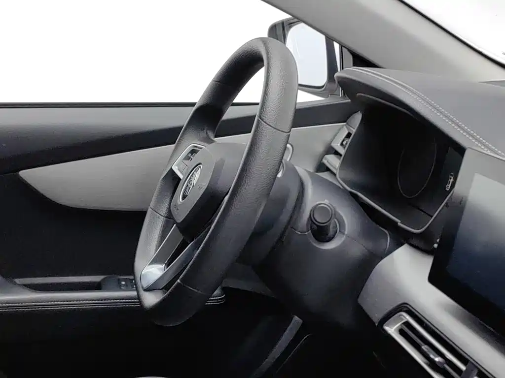 BYD Qin — миниатюра 22