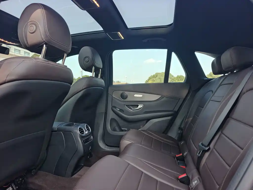 Mercedes-Benz GLC — миниатюра 9