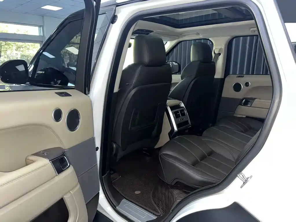 Land Rover Range Rover Sport 2017 3.0 SC V6 SE