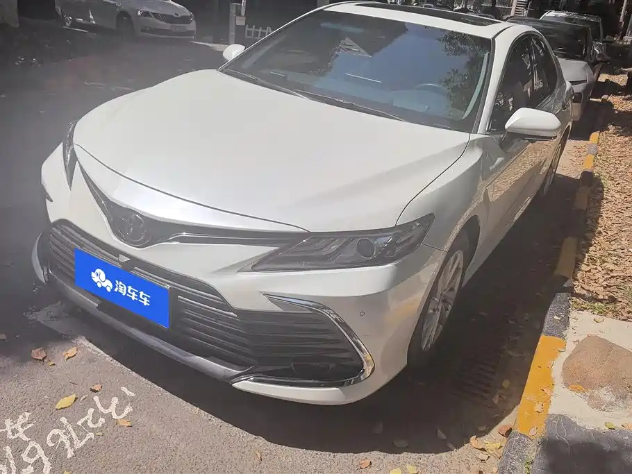 Toyota Camry 2023