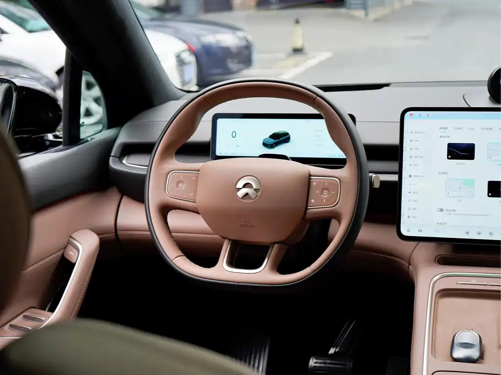 NIO ES6 — миниатюра 20
