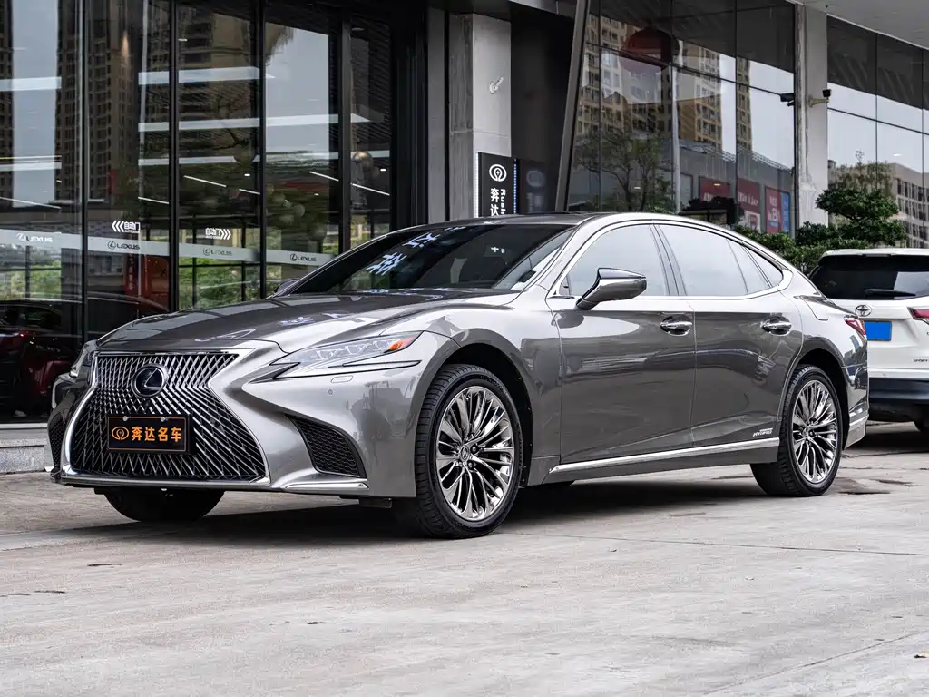Lexus LS 2018