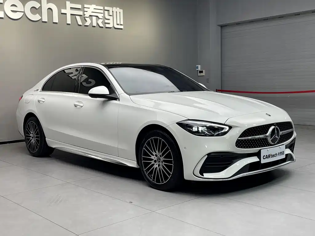Mercedes-Benz C-Class — миниатюра 3
