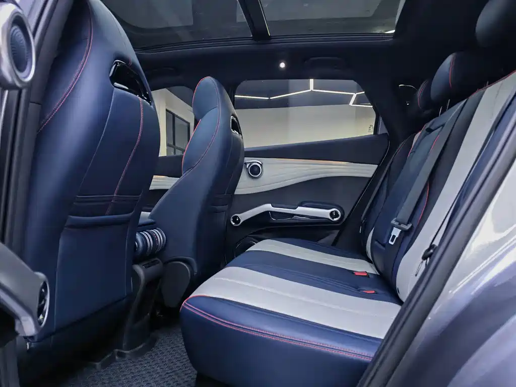 BYD Yuan Plus — миниатюра 14