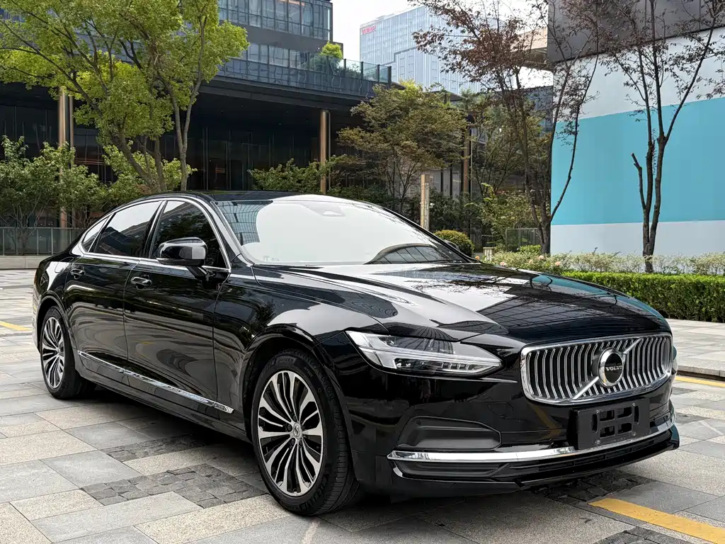 Volvo S90 — миниатюра 3