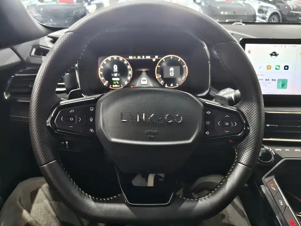 Lynk & Co 06 — миниатюра 3