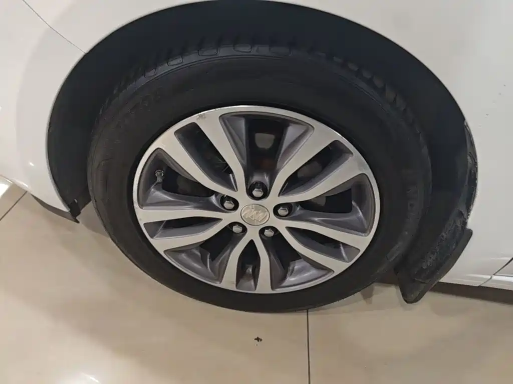 Buick Excelle — миниатюра 23