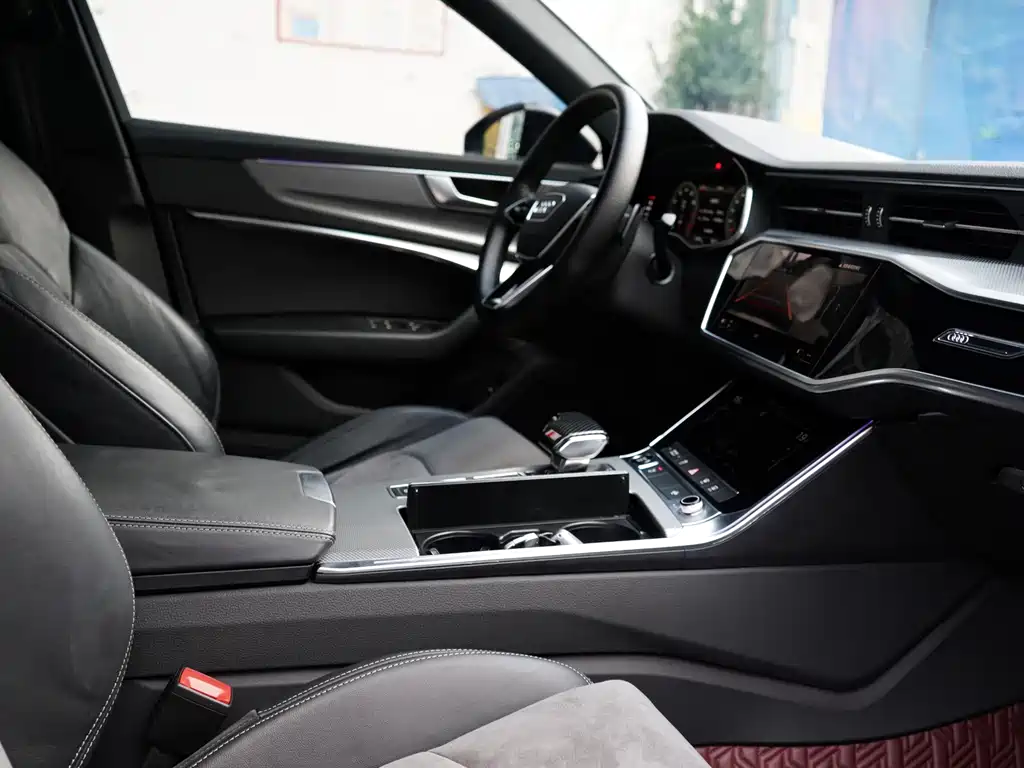 Audi A6L — миниатюра 12