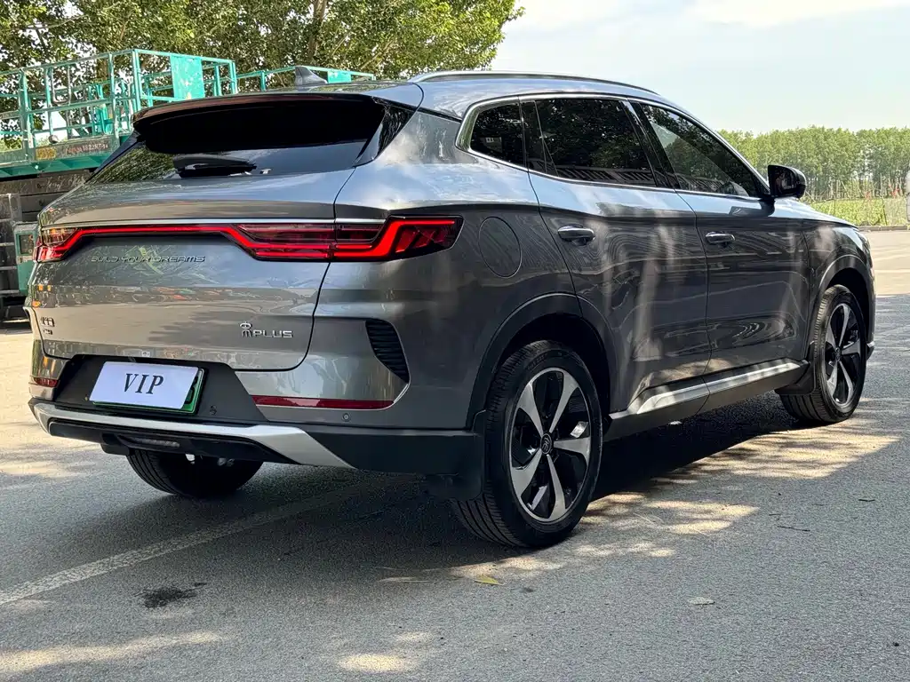 BYD PLUS New Energy — миниатюра 7