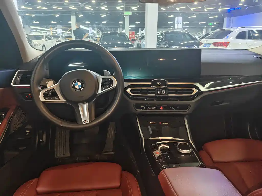 BMW 3 Series — миниатюра 12