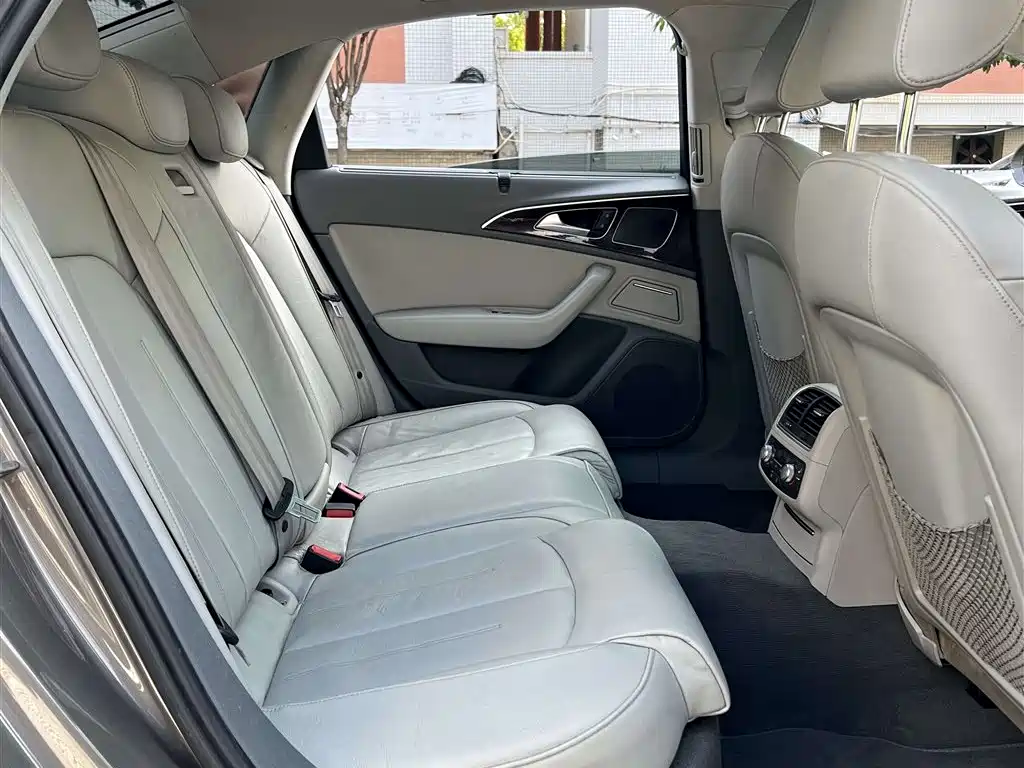 Audi A6L 2014 30 FSI Comfort