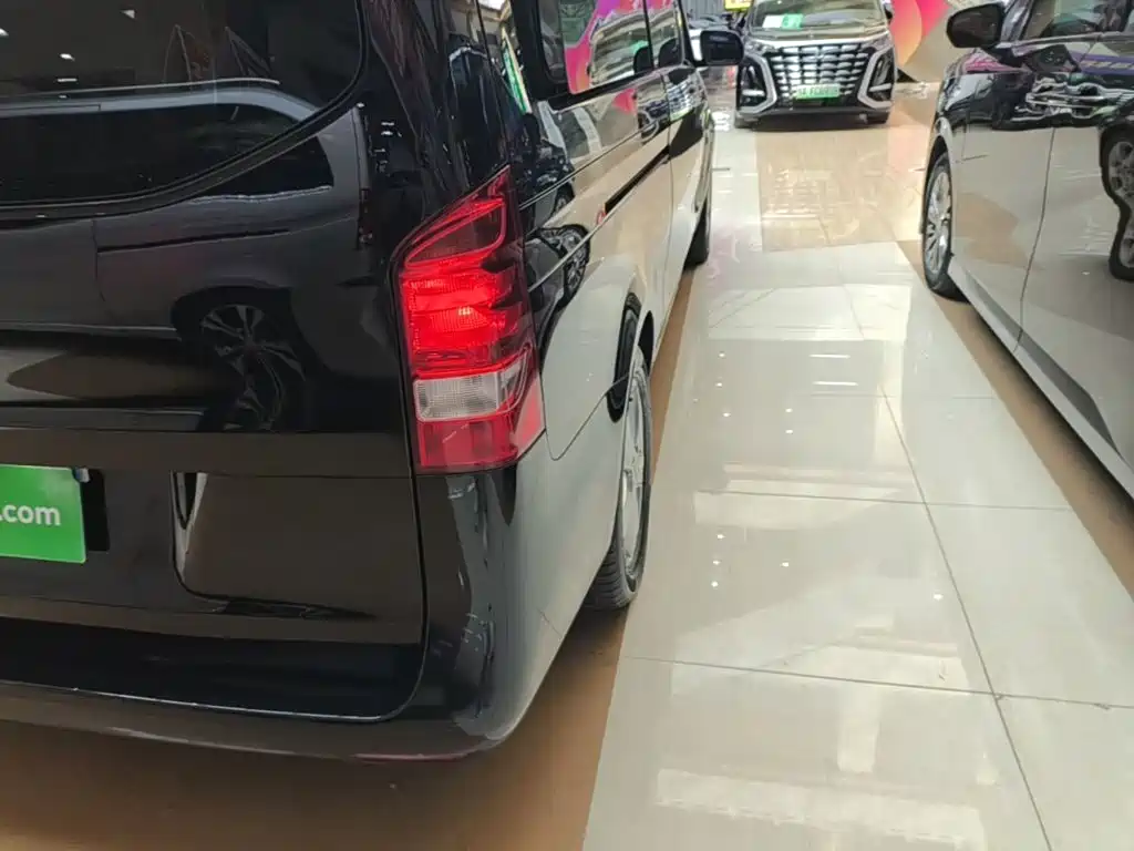 Mercedes-Benz Vito — миниатюра 8