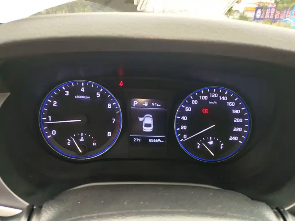 Hyundai Mistra — миниатюра 12