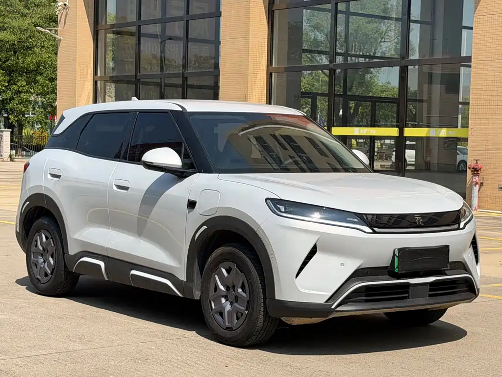 BYD Yuan UP — миниатюра 3