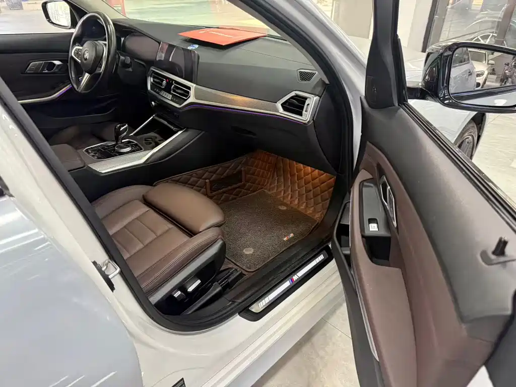 BMW 3 Series — миниатюра 8