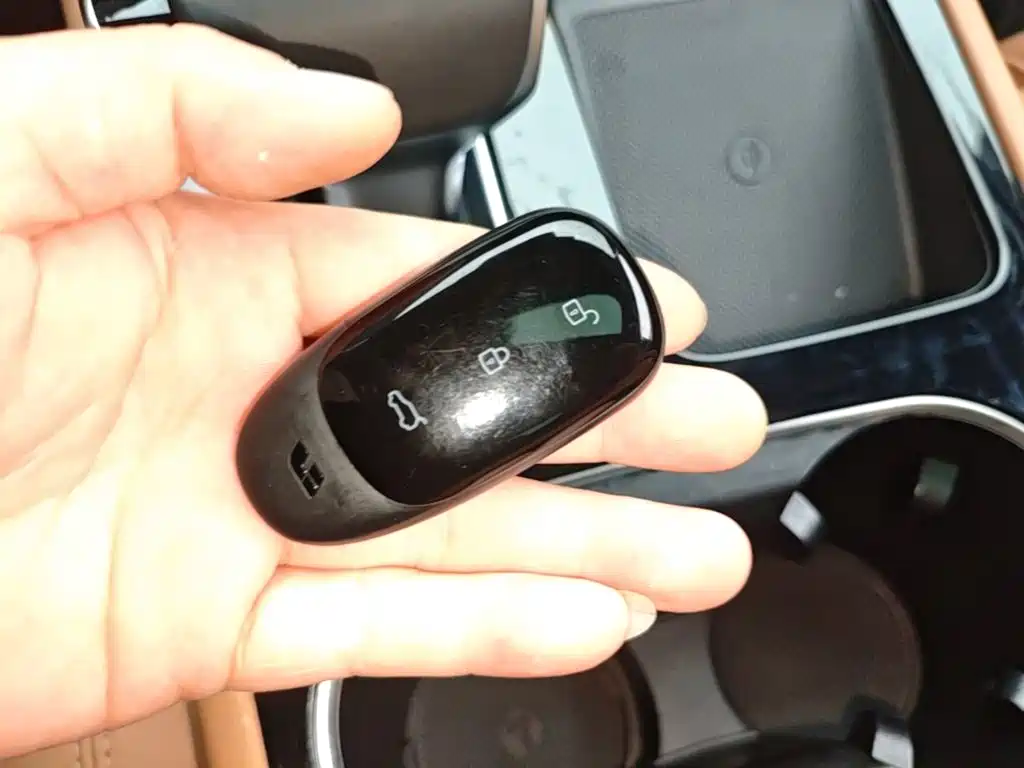 Li Auto Li ONE — миниатюра 9