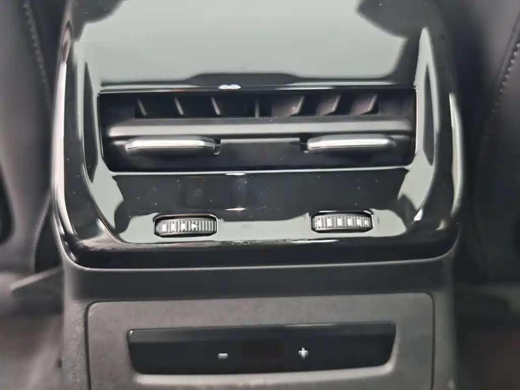Audi A5L — миниатюра 13