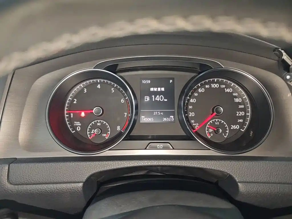 Volkswagen Golf — миниатюра 12
