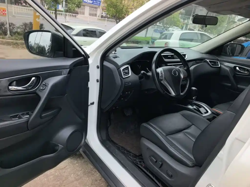 Nissan X-Trail — миниатюра 12
