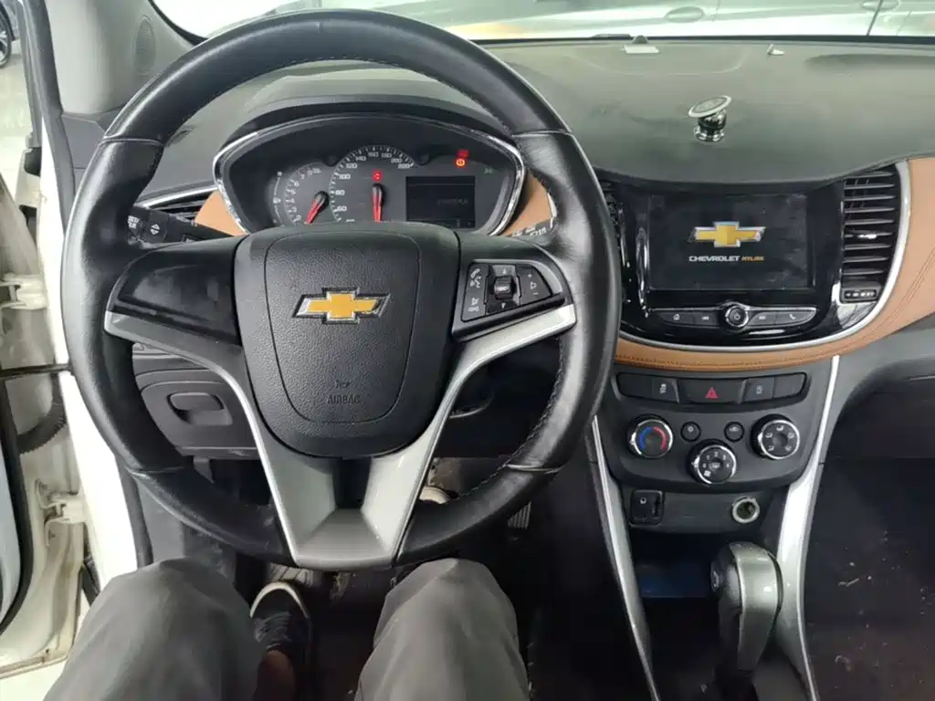 Chevrolet Trax — миниатюра 10
