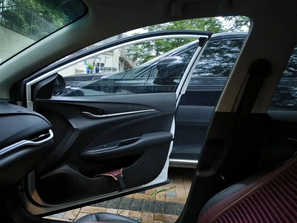 Buick Excelle — миниатюра 19