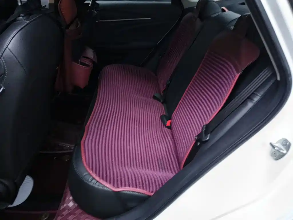 Buick Excelle — миниатюра 13