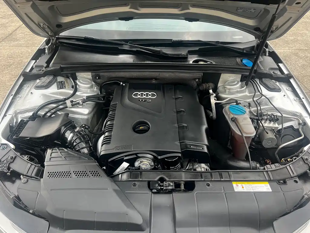 Audi A4L — миниатюра 7