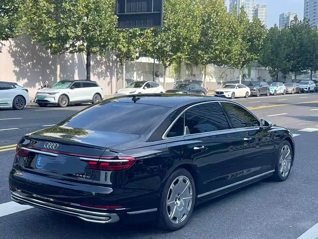 Audi A8 — миниатюра 4