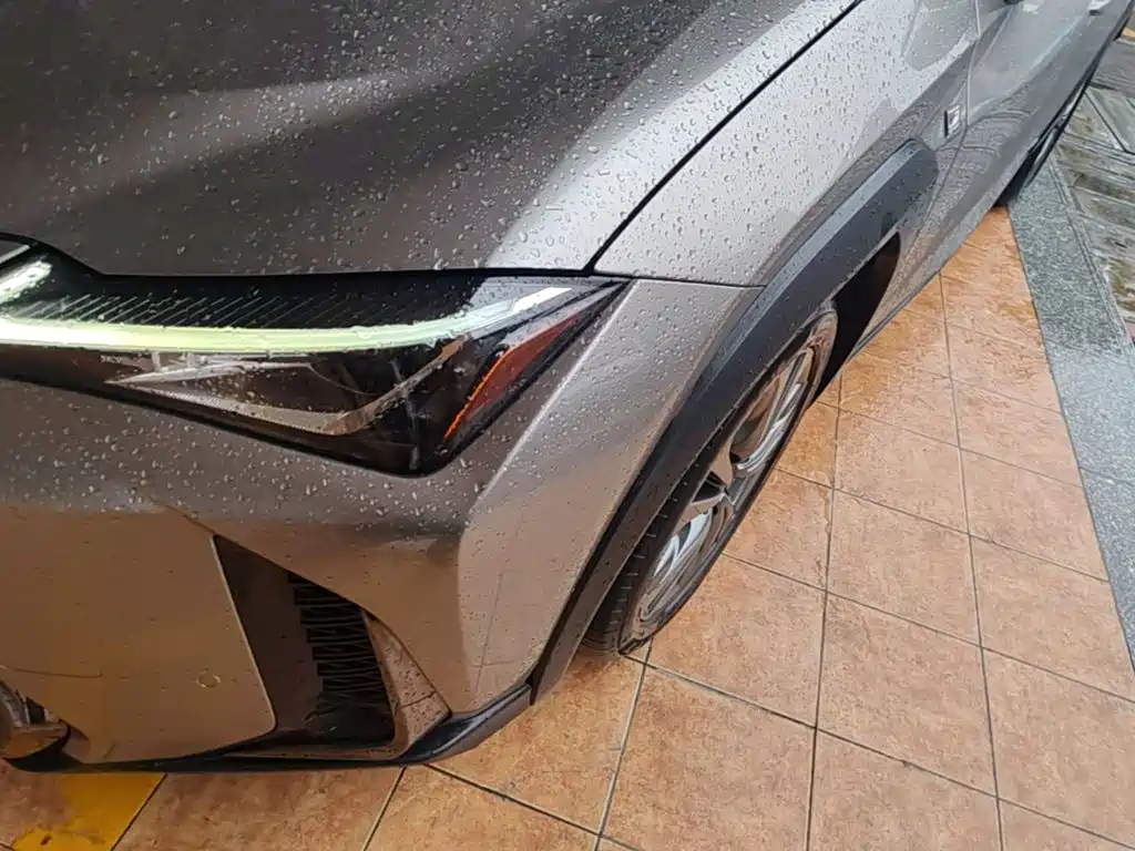 Lexus UX — миниатюра 24