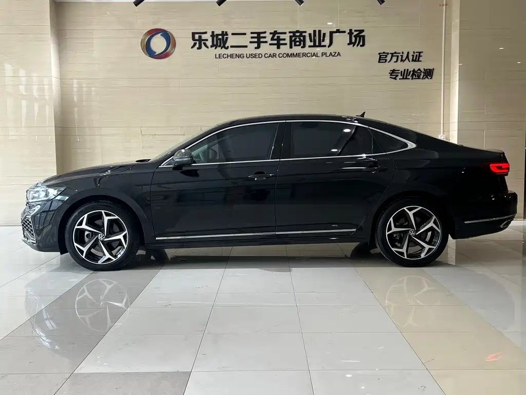 Volkswagen Passat — миниатюра 4