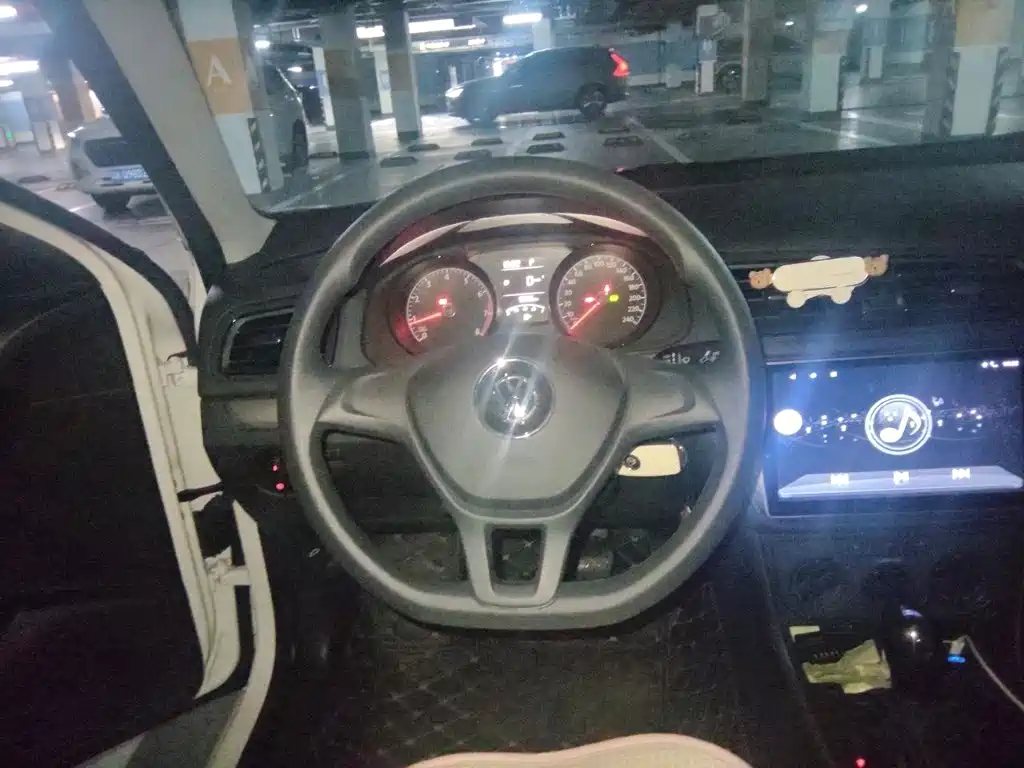 Volkswagen Lavida — миниатюра 13