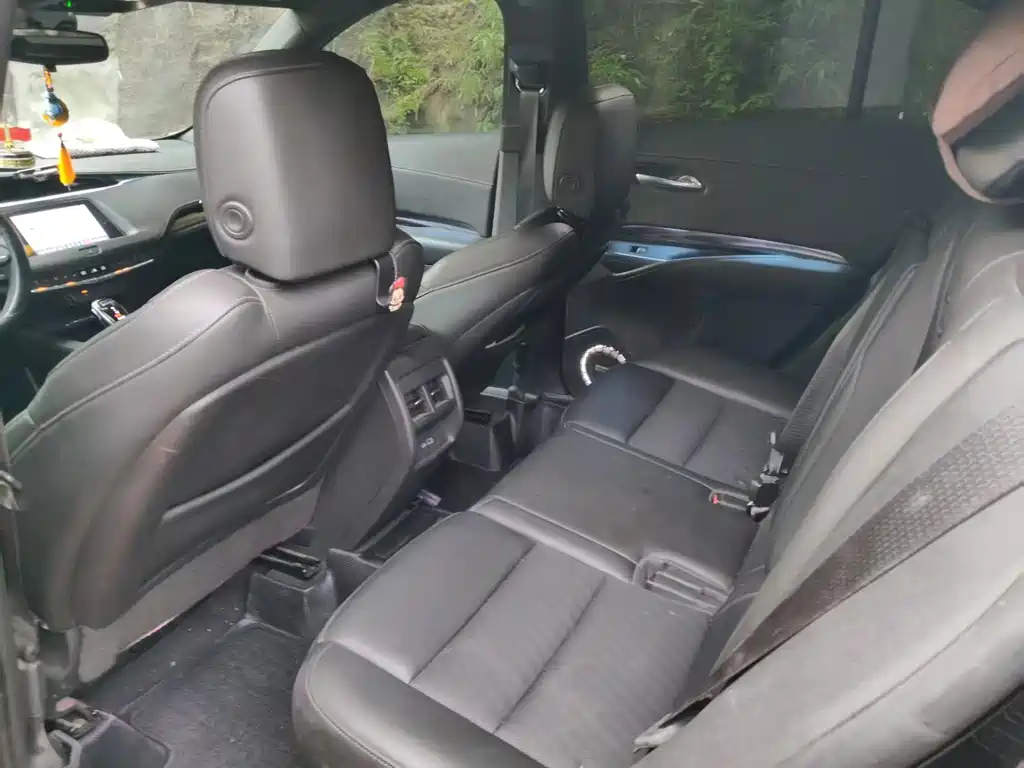 Cadillac XT4 — миниатюра 7