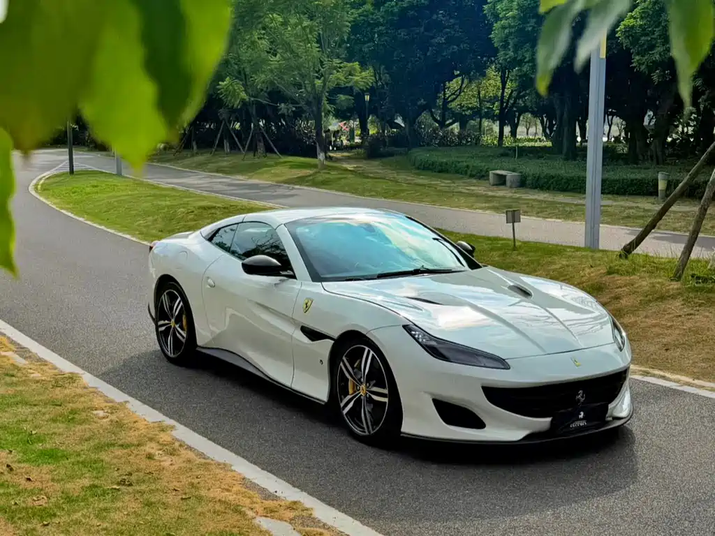 Ferrari Portofino — миниатюра 3