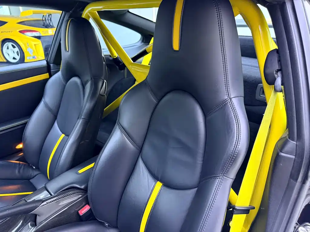 Porsche 911 2010 Turbo S 3.8T