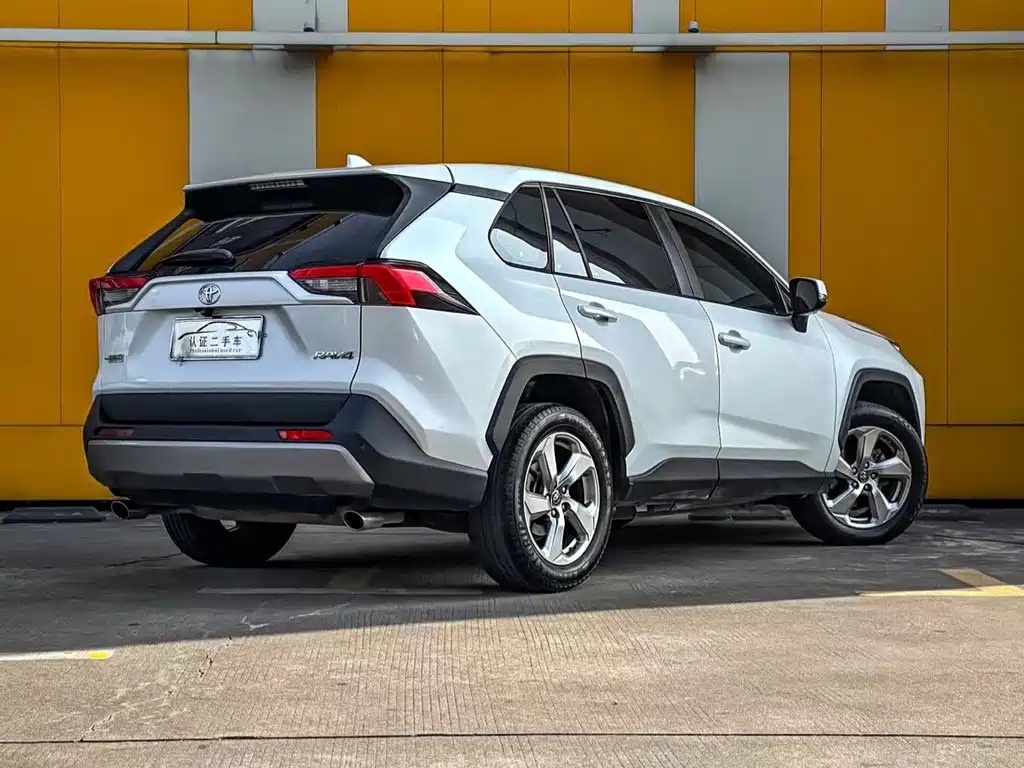 TOYOTA RAV4 RONGFANG