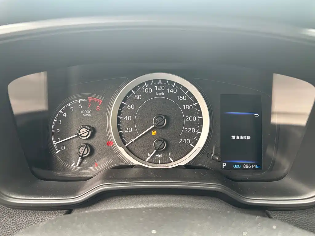 Toyota Lingshang 2021 2.0L Luxury