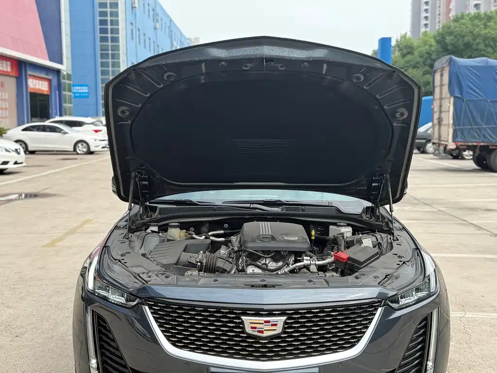 Cadillac CT5 — миниатюра 12