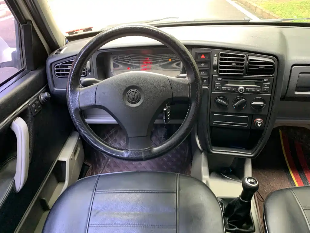Volkswagen Jetta — миниатюра 12