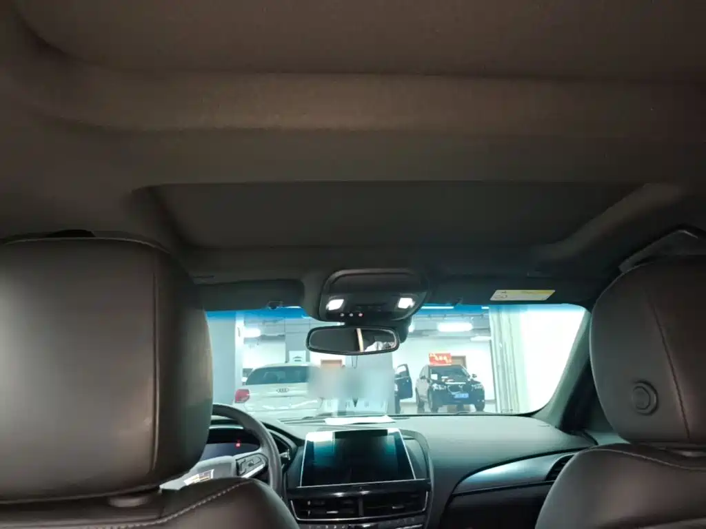 Cadillac CT5 — миниатюра 18