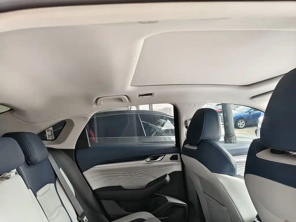 Geely Xingrui — миниатюра 13