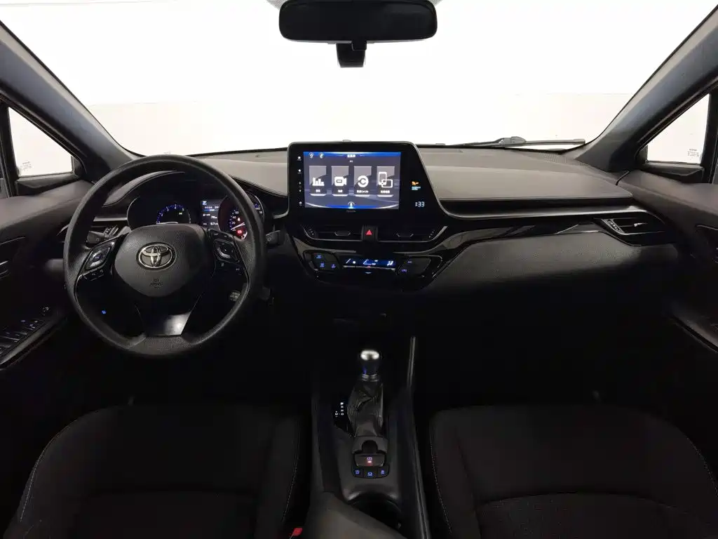 Toyota IZOA — миниатюра 5