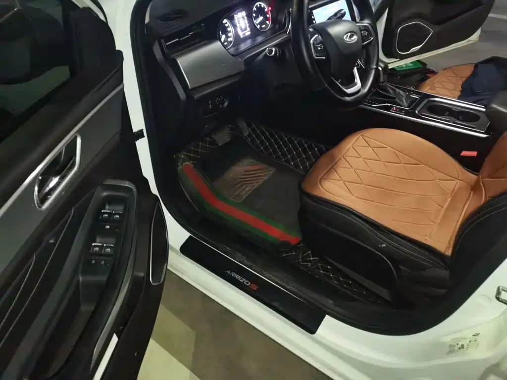 Chery Arrizo 5 — миниатюра 17