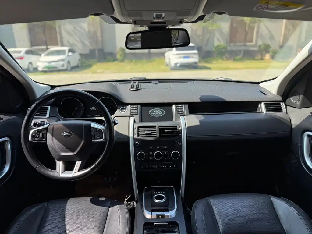 Land Rover Discovery Sport — миниатюра 6