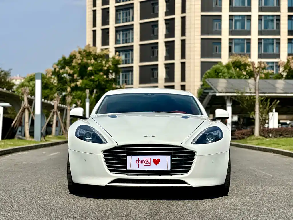 Aston Martin Rapide — миниатюра 2