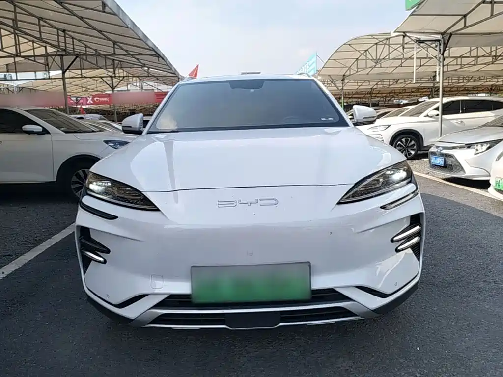 BYD PLUS New Energy — миниатюра 3