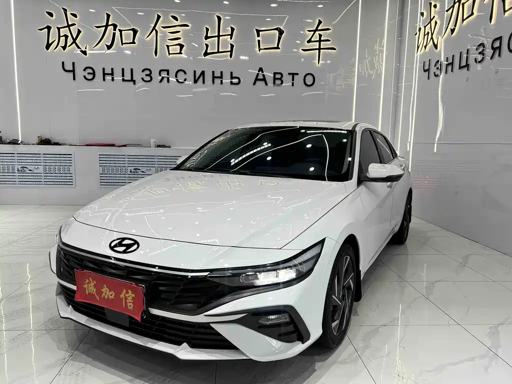Купить Hyundai Elantra