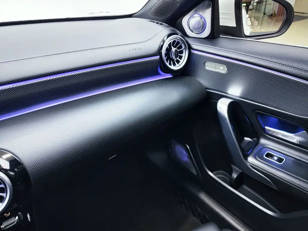 Mercedes-Benz A-Class — миниатюра 18