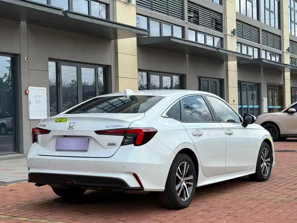 Honda Integra — миниатюра 9