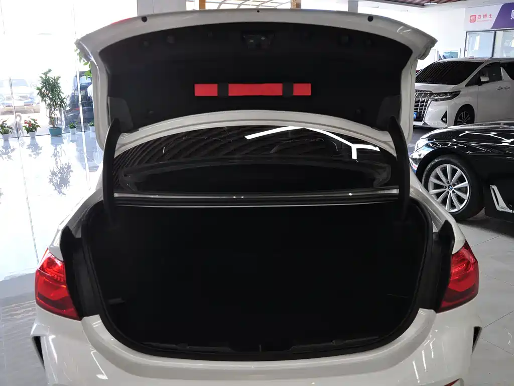 BMW 1 Series — миниатюра 13