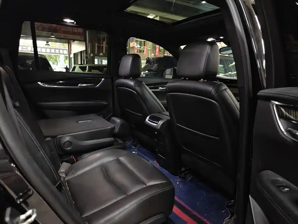 Cadillac XT6 — миниатюра 4